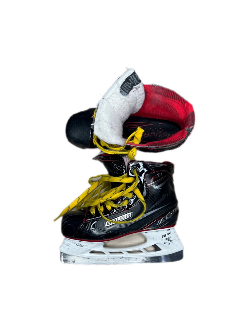 Bauer Vapor X2.7 Skridskor 24 cm Svart röd