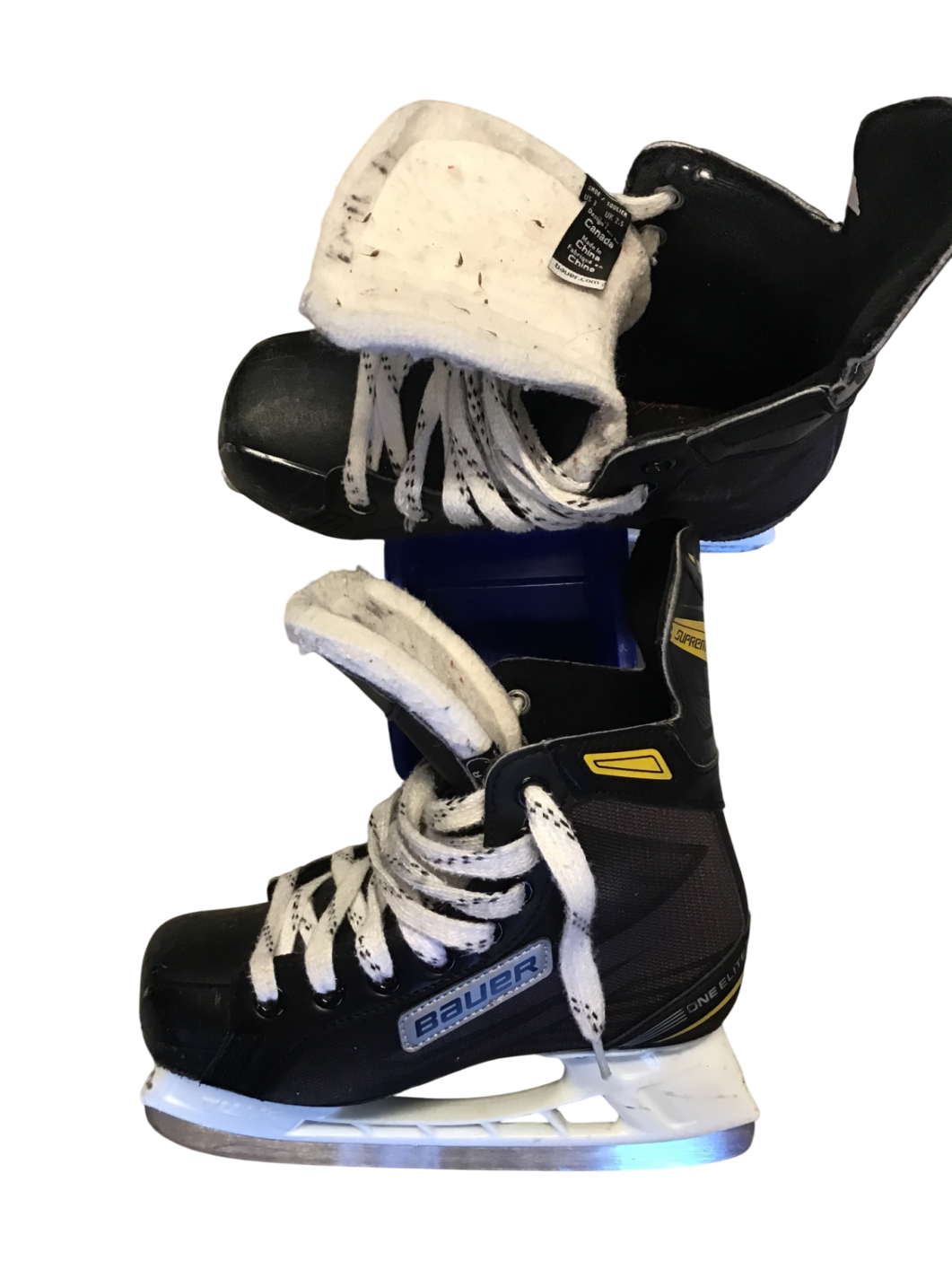 Bauer Supreme One Elite Skridskor 22 cm Black and white