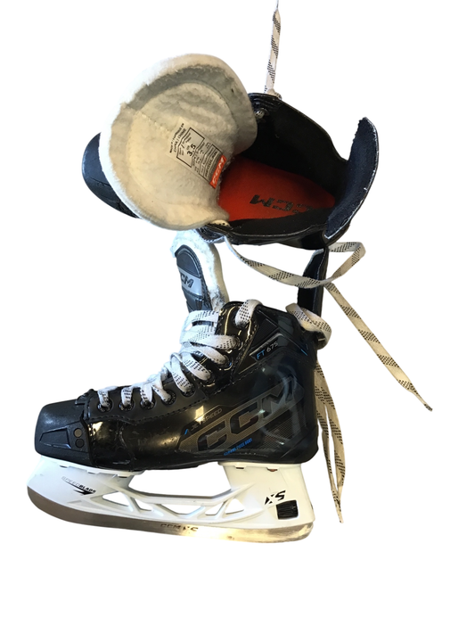 CCM Jetspeed FT675 Skridskor 23,5 cm Svart