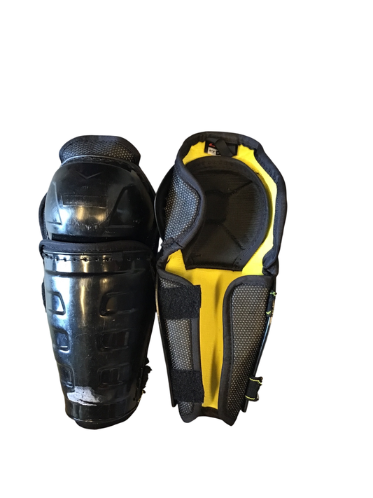 CCM Benskydd 23 cm Svarta