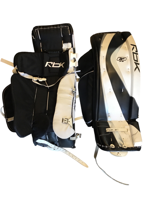 Reebok 6k JR Målvaktsbenskydd 79 cm Svart vit