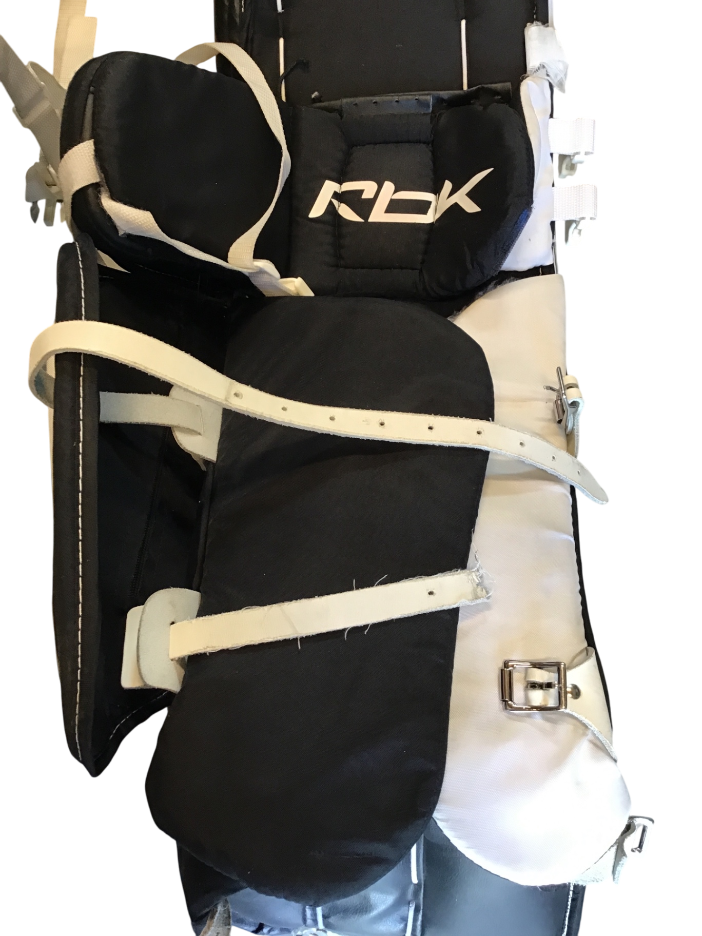 Reebok 6k JR Målvaktsbenskydd 79 cm Svart vit