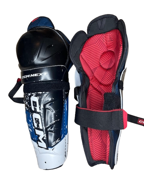 CCM Next Benskydd 36 cm Svart vit blå