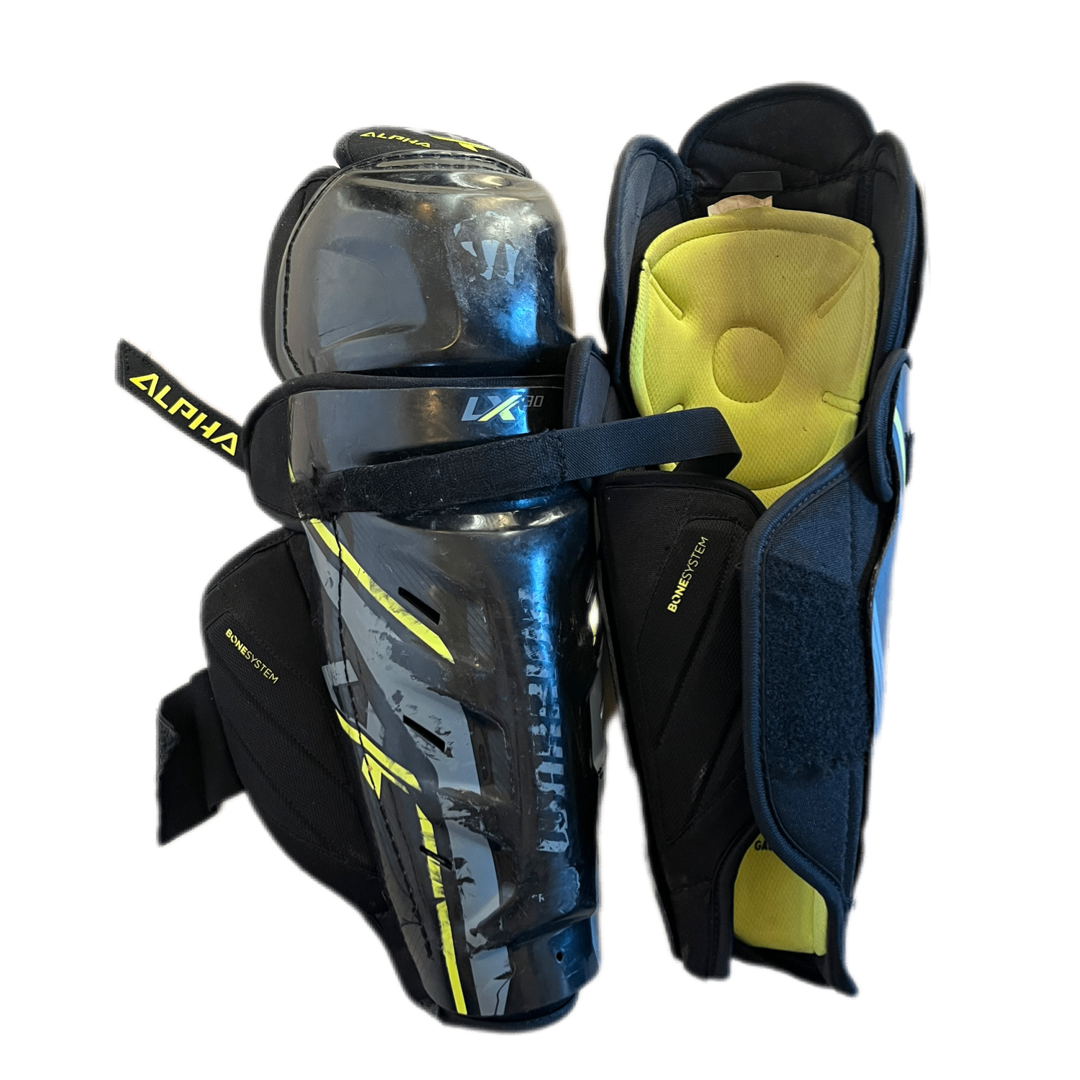 Warrior Alpha LX30 Benskydd 36 cm Svarta