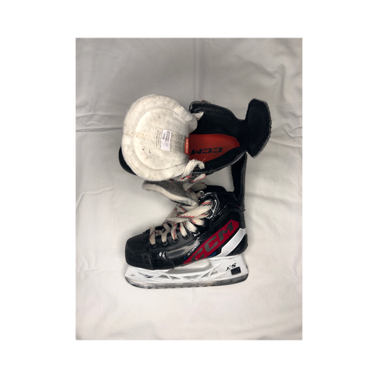 CCM Jetspeed FT670 Skridskor 21 cm Svart röd
