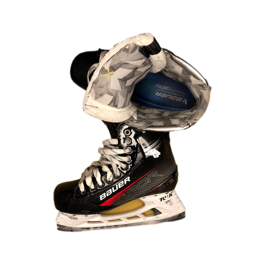 Bauer Vapor X3 Skridskor 25,5 cm Svart röd