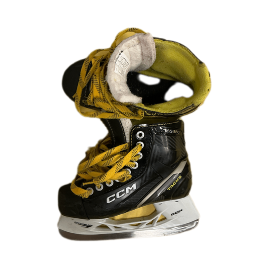 CCM Tacks AS 560 Skridskor 21.5 cm Svart gul